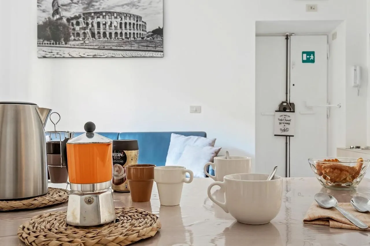 Vivy Vatican House By Halldis Rome Apartment
