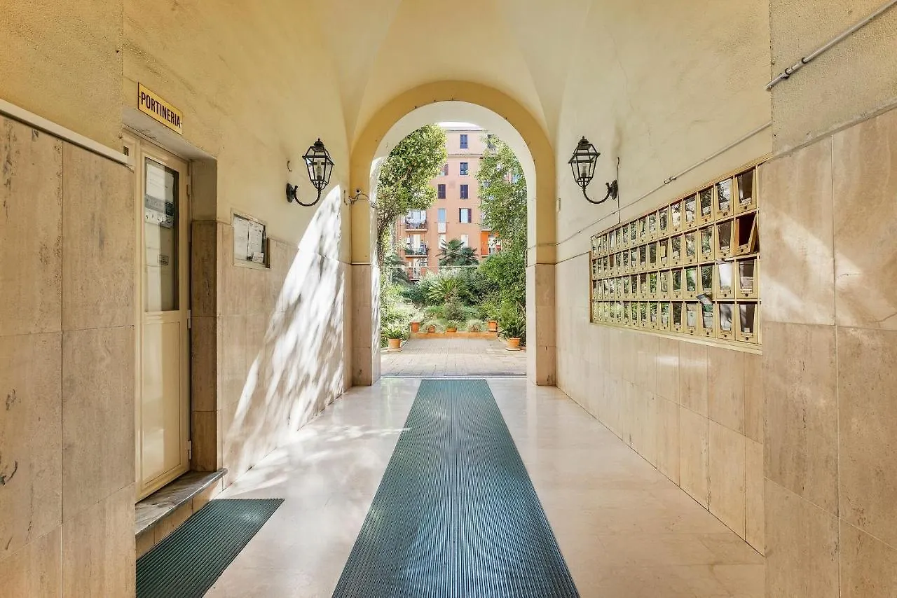 Apartment Vivy Vatican House By Halldis Rome Italy